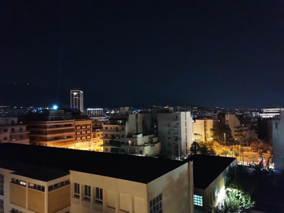 Penthouse Spacious W Super Wifi & Terrace, 2 Min From Metro Athen Eksteriør billede