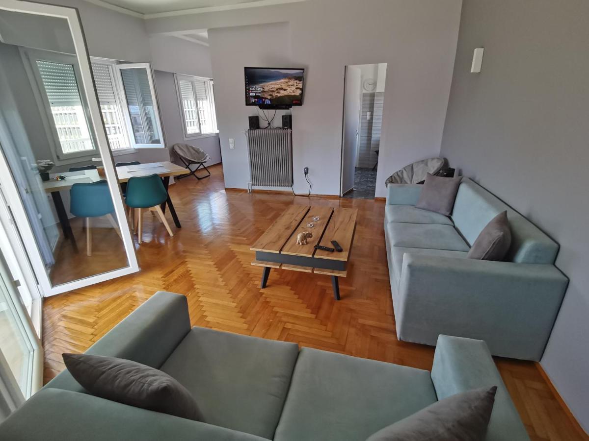 Penthouse Spacious W Super Wifi & Terrace, 2 Min From Metro Athen Eksteriør billede