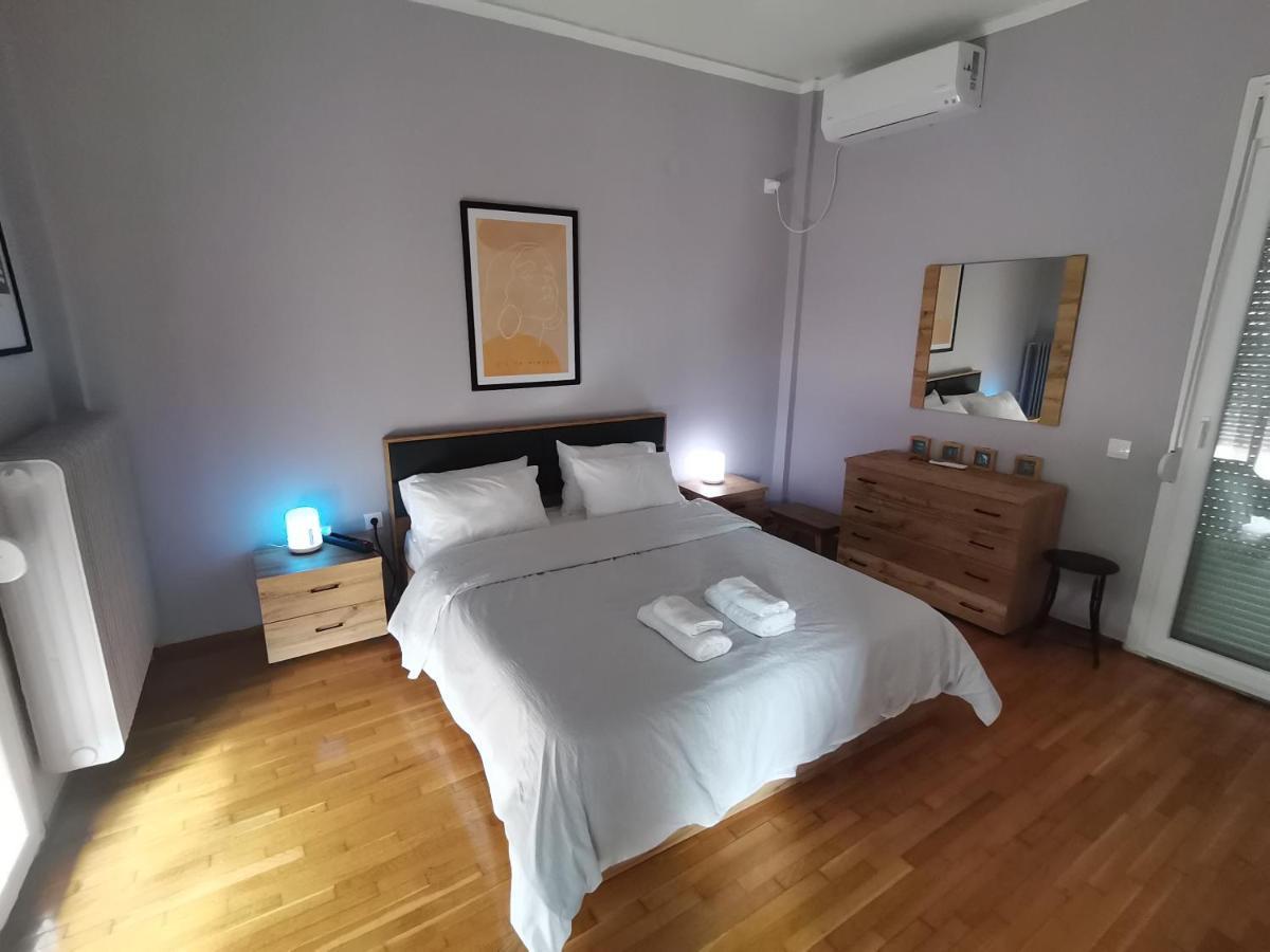 Penthouse Spacious W Super Wifi & Terrace, 2 Min From Metro Athen Eksteriør billede